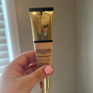 Estée Lauder futurist hydra rescue moisturizing foundation